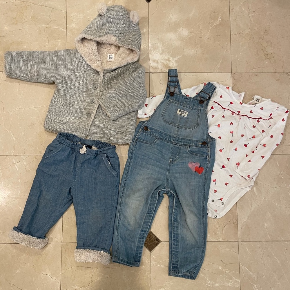 Baby girl clothes 18-24 months